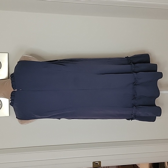 Loft Blueish Gray High Ruffle Neck with Ruffle Hem, Size 14, EUC - Picture 4 of 9